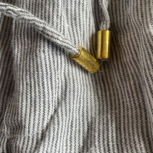 Ellen Tracy Women's Coastal Striped Linen Shorts - Picture 7 of 10